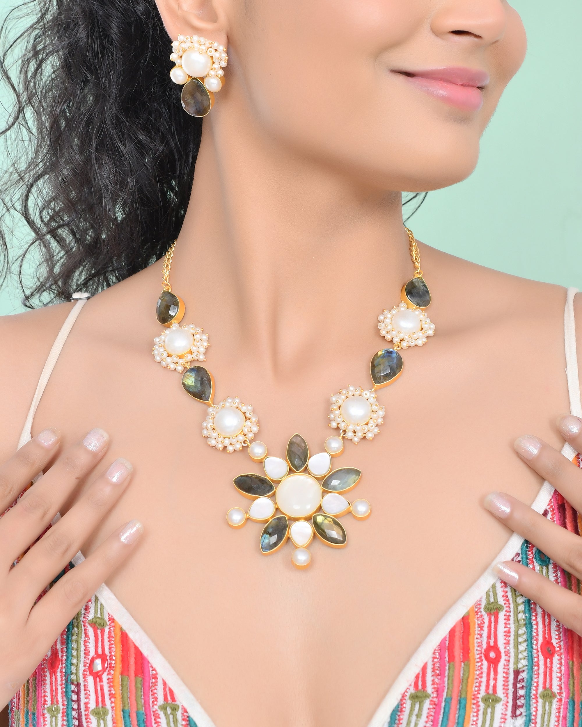 SUNFLOWER SHINE PENDANT